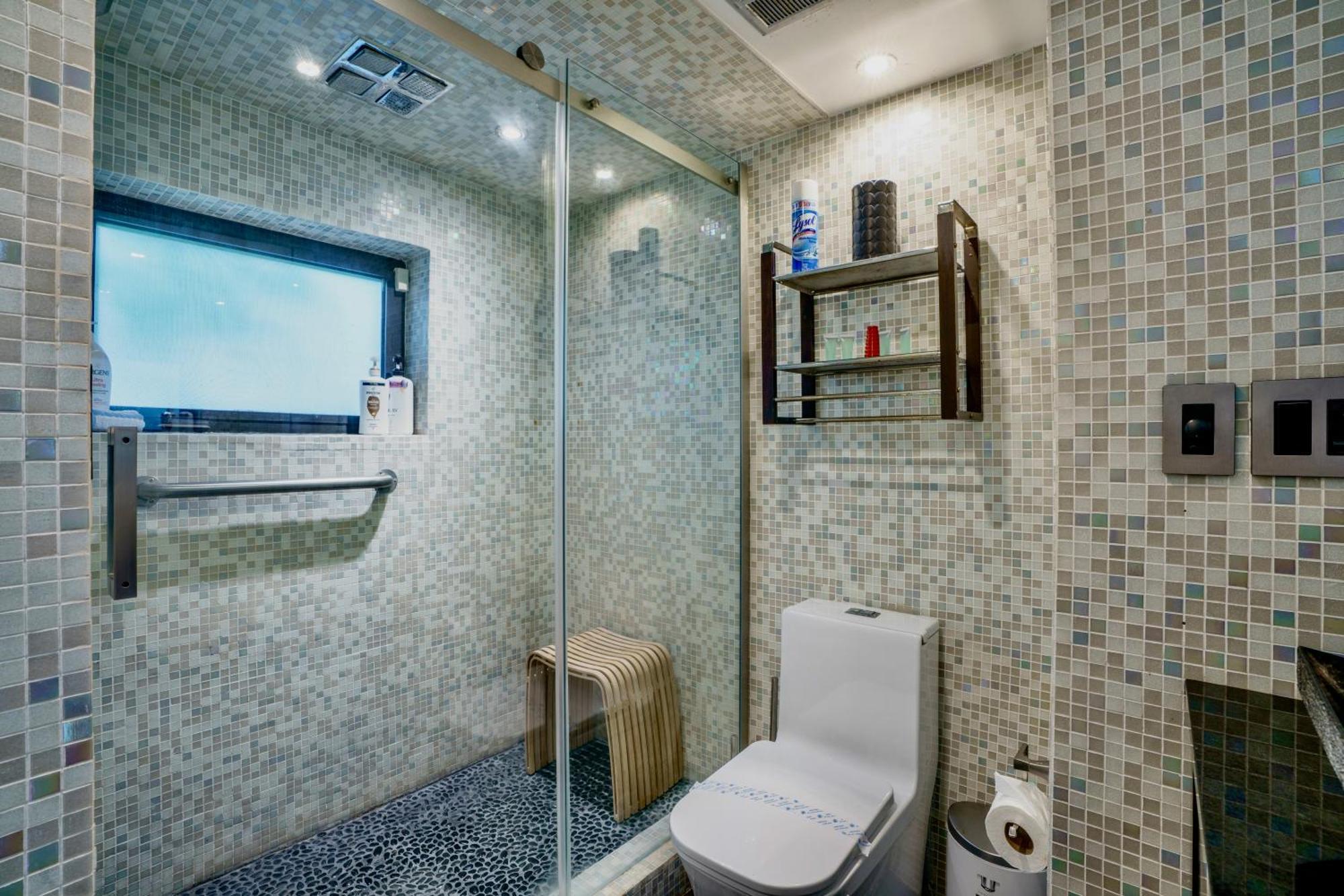 Entire Private Beautiful 2 Bedroom Plus Den House With Gated Front&Back Yard And Free Parking 10Min Drive To Miami Beach Luaran gambar